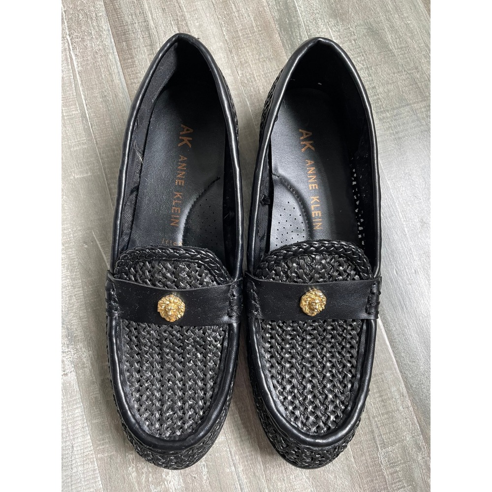 Black Woven Raffia Gold Lion Head Loafers 7.5 M Flats Anne Klein AK Slip On
